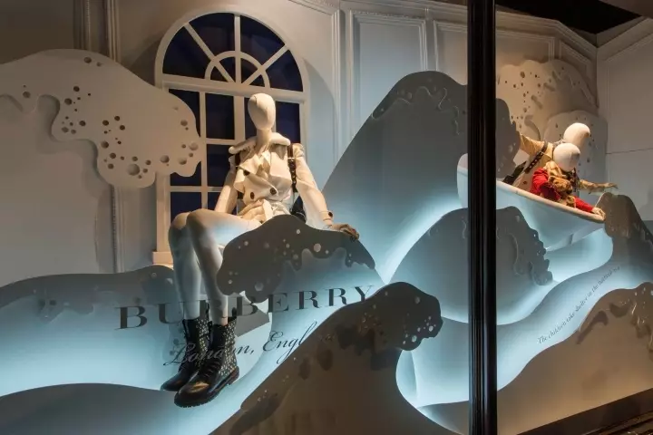 Manequins de exibição de boutique: 4 razões pelas quais você deve comprar alguns para sua loja