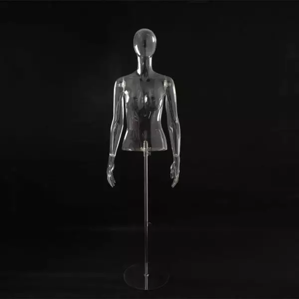 Manequins femininos de meio corpo